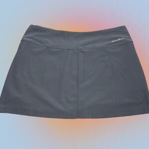EDDIE BAUER Women’s Medium Gray Performance Skort